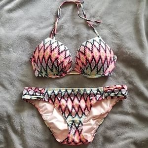 Victoria's secret Bombshell bikini set 34C/M